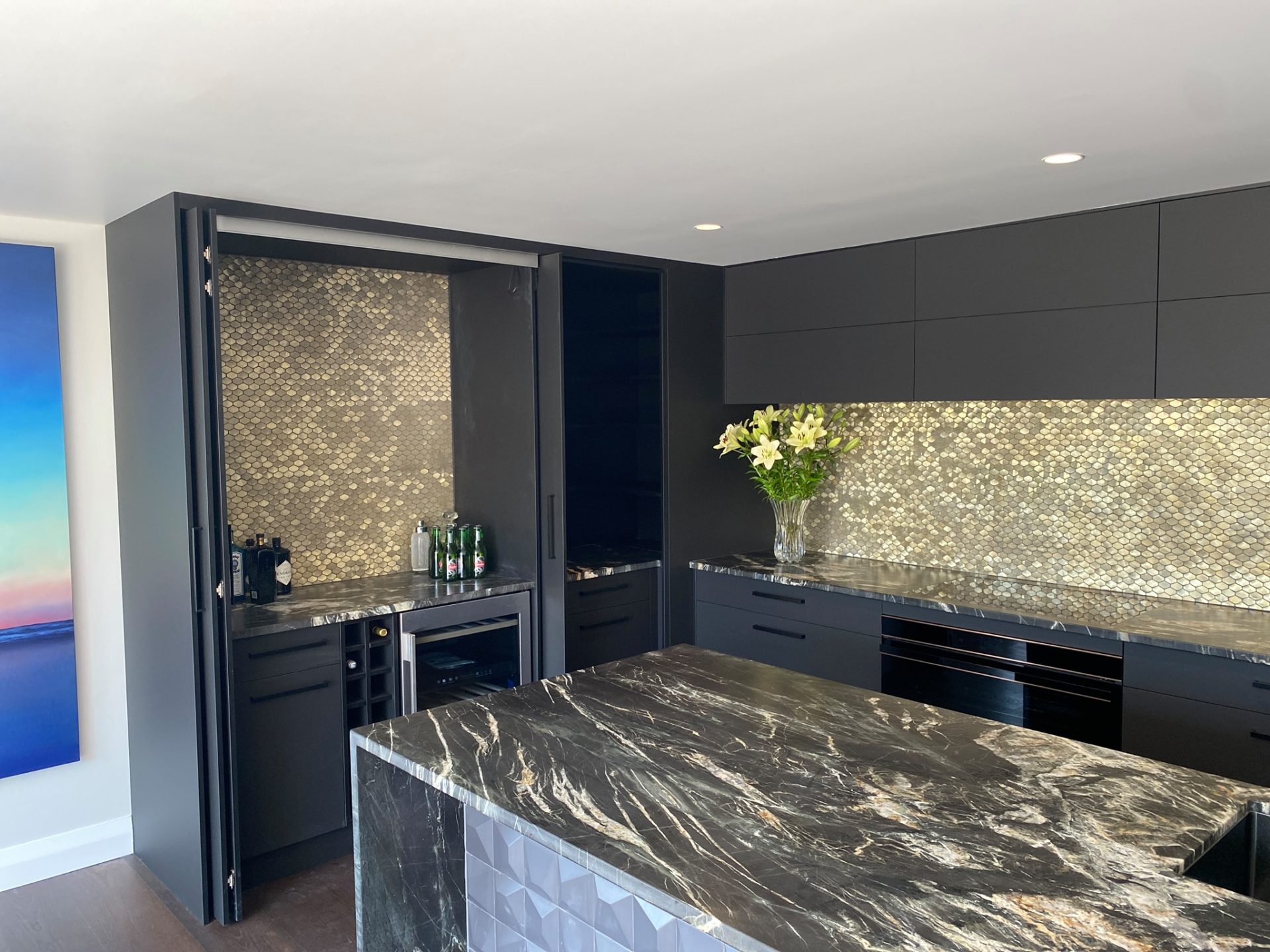 Lux Kitchen 1 Neil Taylor Cabinetmaker